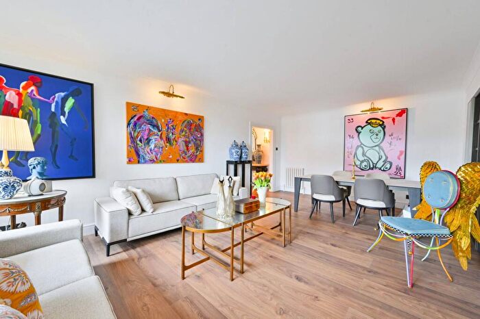 3 Bedroom Flat For Sale In St John's Wood Park, St John's Wood, London, NW8