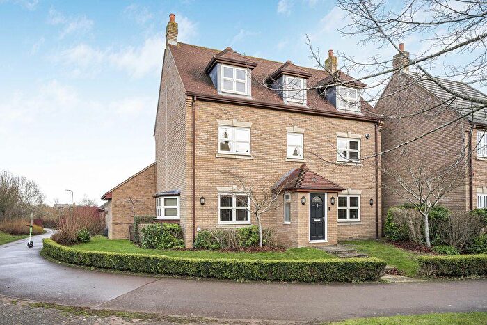 5 Bedroom Detached House For Sale In Wickstead Avenue, Grange Farm, Milton Keynes, MK8