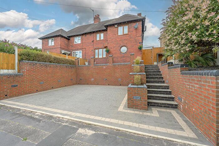 3 Bedroom Semi-Detached House For Sale In Bells Lane, Wordsley, DY8