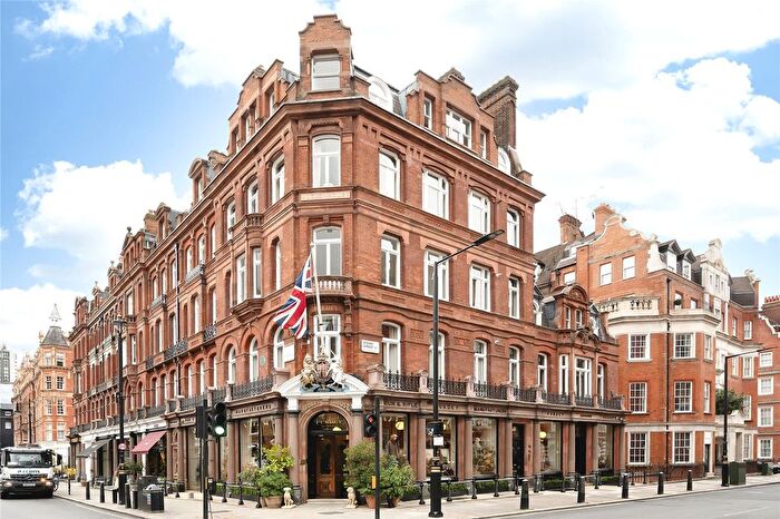2 Bedroom Flat To Rent In Mount Street, Mayfair, W1K