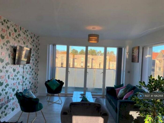2 Bedroom Flat To Rent In Knightly Avenue, Cambridge, CB2