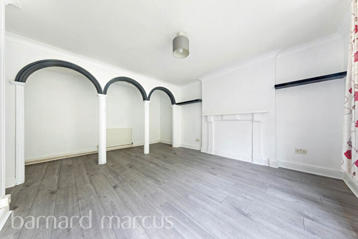 Maisonette To Rent In Normanton Road, South Croydon, CR2