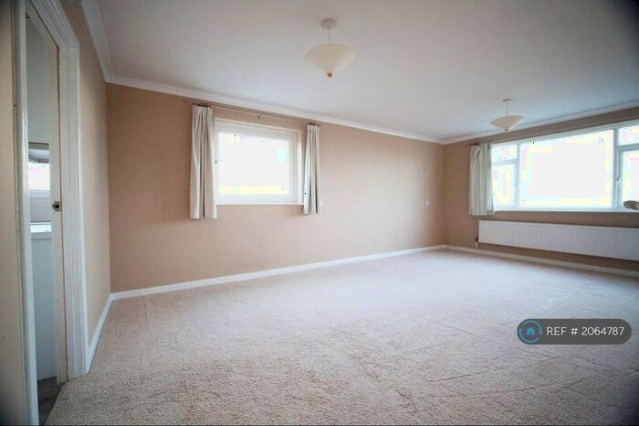 1 Bedroom Flat To Rent In Wilbury Road, Hove, BN3