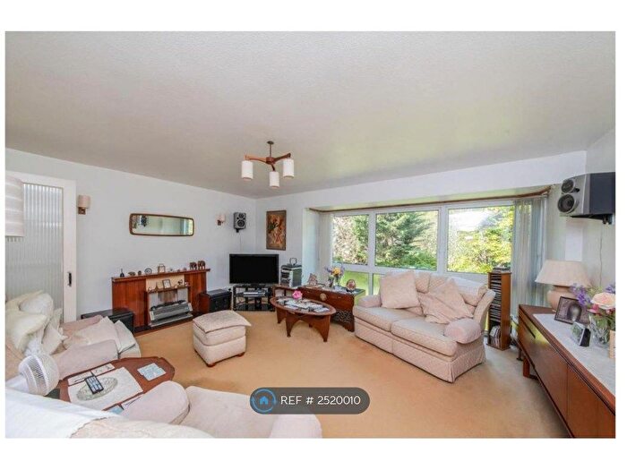 2 Bedroom Flat To Rent In Watford, Watford, WD17