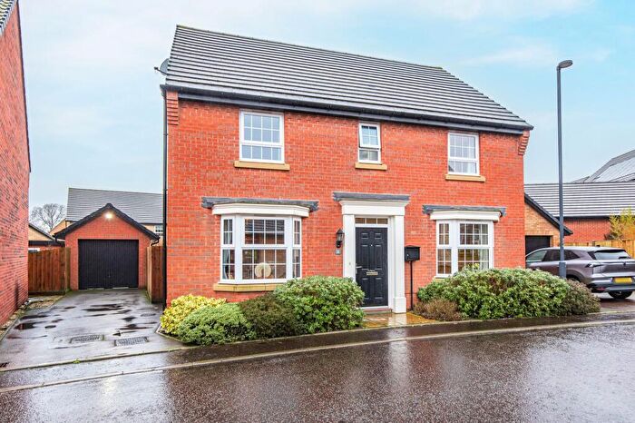4 Bedroom Detached House For Sale In Beautifully Presented Home In Poringland, NR14