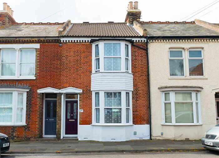 3 Bedroom Terraced House For Sale In Avenue Road, Herne Bay, CT6