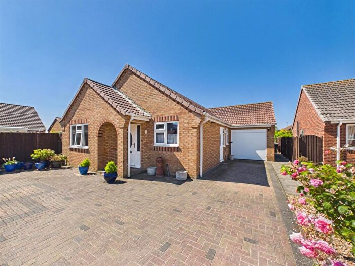 3 Bedroom Detached Bungalow For Sale In Drakes Close, Sandilands, Mablethorpe, LN12