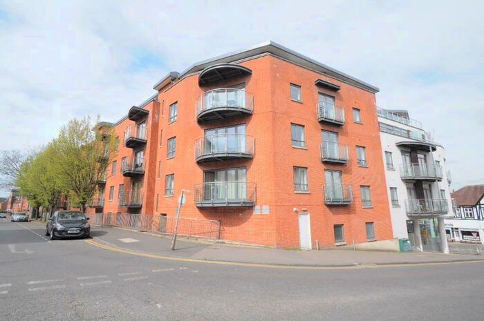 1 Bedroom Flat To Rent In Trinity Gate, Epsom Road, Guildford, Surrey, GU1