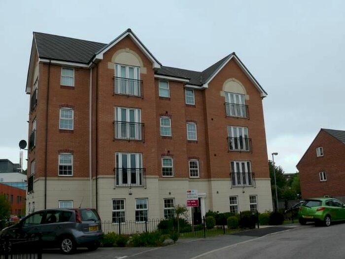 2 Bedroom Flat To Rent In Priory Chase, Pontefract, WF8