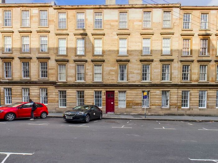 2 Bedroom Flat To Rent In Willowbank Street, Woodlands, Glasgow, G3