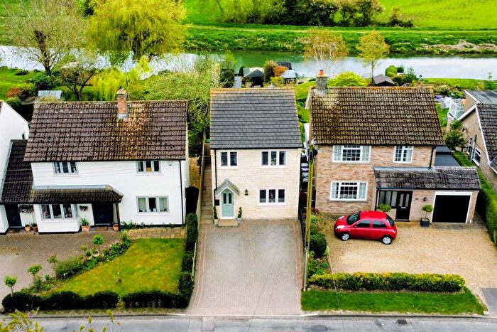 3 Bedroom Detached House For Sale In Eastgate, Deeping St. James, Peterborough, PE6