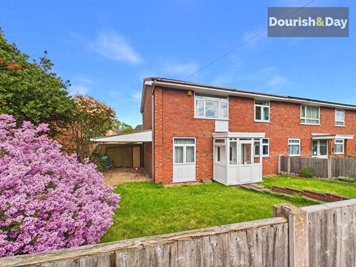 3 Bedroom End Of Terrace House For Sale In Exeter Street, Stafford, ST17