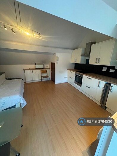 1 Bedroom Flat To Rent In West Bute Street, Cardiff, CF10