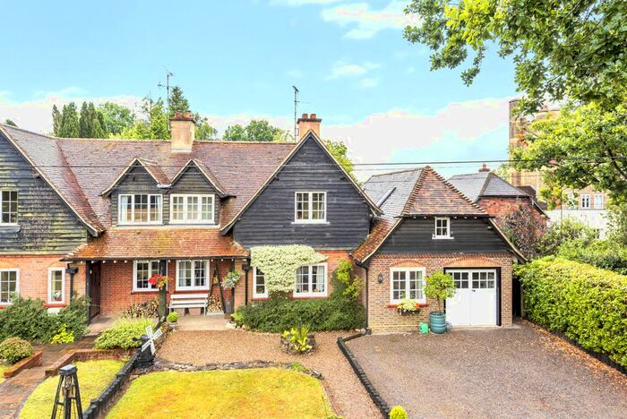 5 Bedroom Semi-Detached House For Sale In Forest Grange, Horsham, West Sussex, RH13