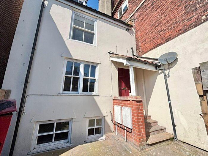 2 Bedroom House To Rent In Deneside, Great Yarmouth, NR30