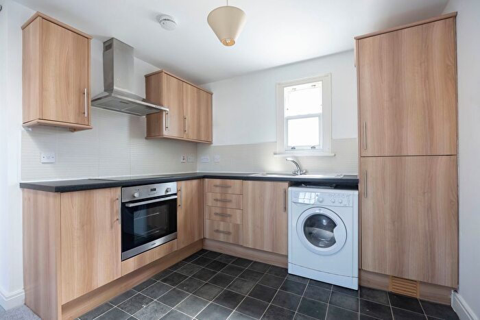 1 Bedroom Flat To Rent In Hewlett Road, Cheltenham, GL52