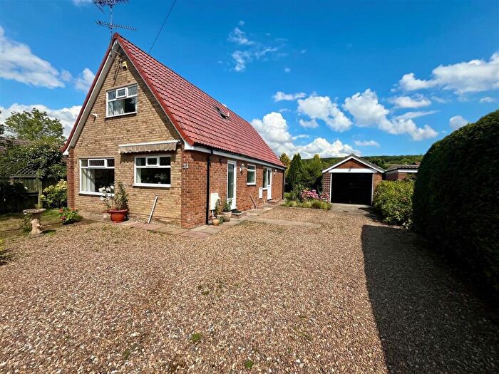 3 Bedroom Detached House For Sale In Rawdale Close, South Cave, Brough, HU15