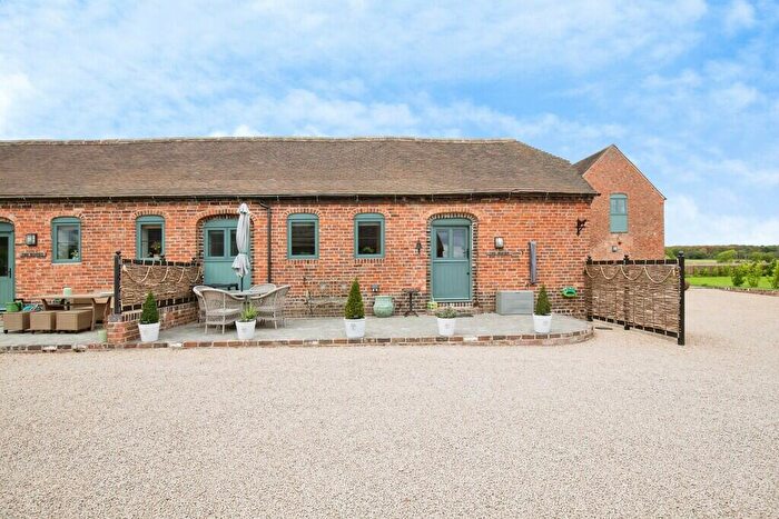2 Bedroom Barn Conversion For Sale In Coleshill Road, Ansley Common, CV10