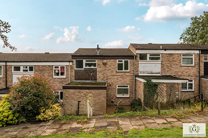 4 Bedroom Terraced House For Sale In Hovenden Close, Canterbury, CT2