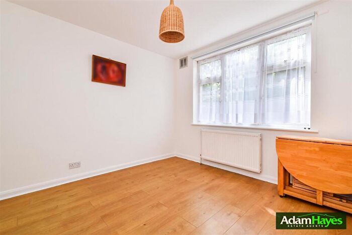 1 Bedroom Apartment To Rent In Finchley Park, North Finchley, N12