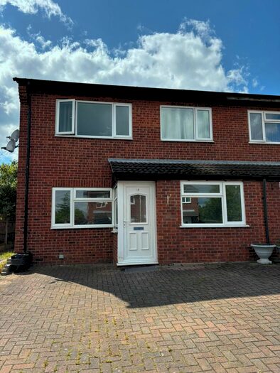 2 Bedroom Flat To Rent In Verdin Court, Crewe, CW1