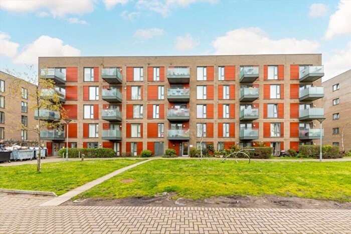 2 Bedroom Flat For Sale In Flowers Close, Willesden, NW2