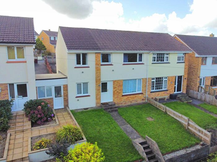 4 Bedroom Terraced House For Sale In Tennacott Heights, Bideford, EX39