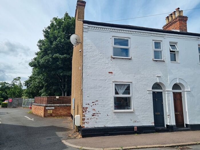 2 Bedroom End Of Terrace House To Rent In Copsewood Road, Watford, WD24