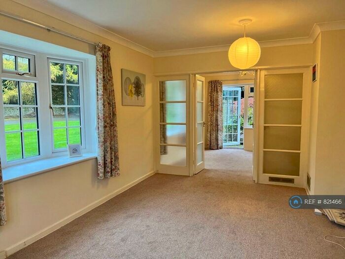 3 Bedroom End Of Terrace House To Rent In The Street, Effingham, Leatherhead, KT24