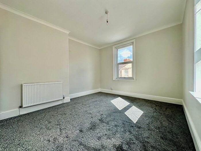 4 Bedroom Terraced House To Rent In St Heliers Road, Blackpool, FY1