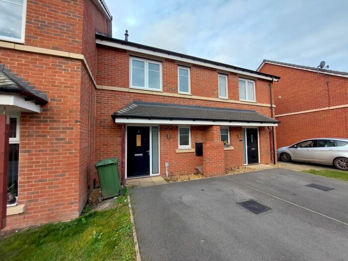 2 Bedroom Semi-Detached House To Rent In Terminus Parade, Station Road, Crossgates, Leeds, LS15