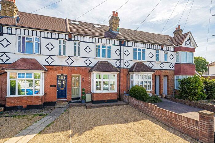 4 Bedroom Terraced House For Sale In French Street, Sunbury-On-Thames, TW16