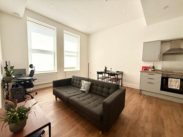 1 Bedroom Apartment To Rent In Station Street, Nottingham, Nottinghamshire, NG2