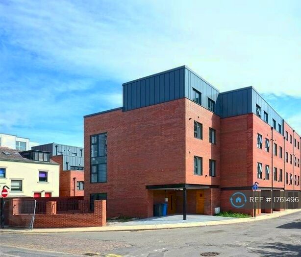 4 Bedroom Terraced House To Rent In Dun Field, Sheffield, S3