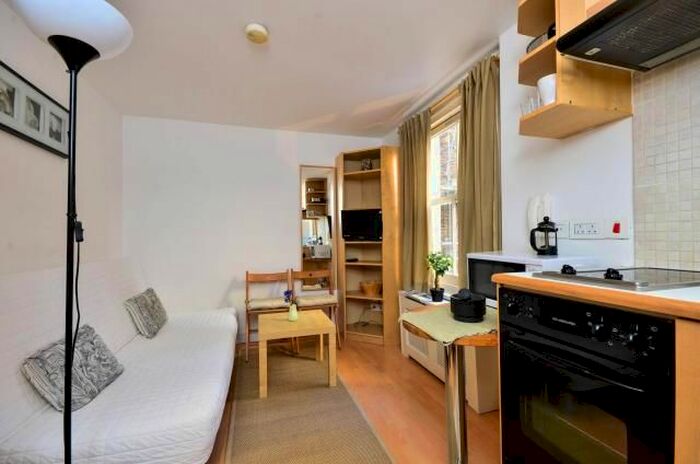 Studio To Rent In Fairholme Road, West Kensington, London, W14