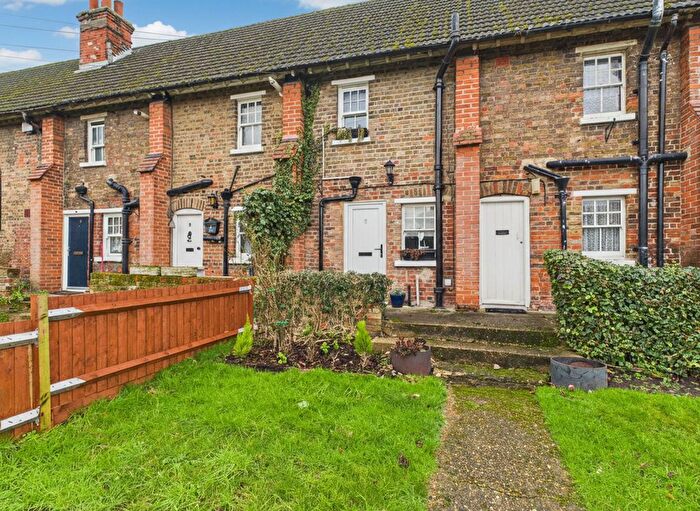 1 Bedroom Terraced House For Sale In Maltings Lane, Orsett Village, RM16