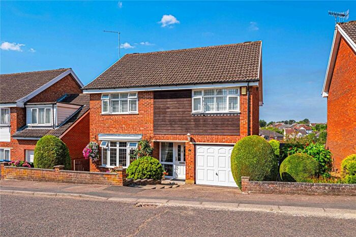 4 Bedroom Detached House For Sale In Beaumayes Close, Hemel Hempstead, Hertfordshire, HP1