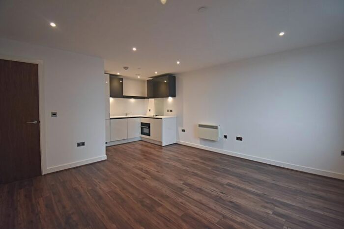 1 Bedroom Flat To Rent In Churchill Way, Basingstoke, RG21