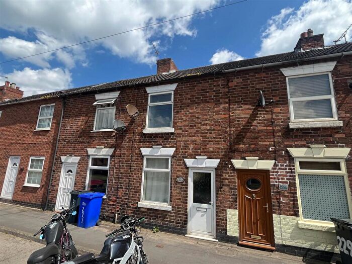 2 Bedroom Terraced House For Sale In Stanton Road, Burton-On-Trent, DE15