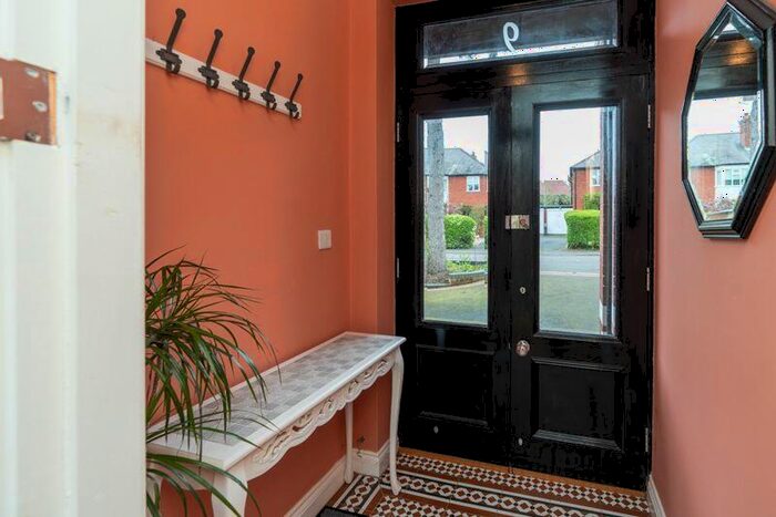 5 Bedroom Detached House For Sale In Station Road, Hagley, DY9
