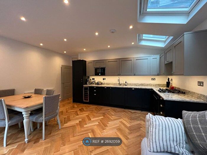 2 Bedroom Flat To Rent In Agamemnon Road, London, NW6