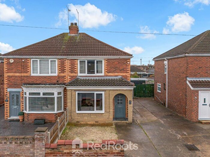 2 Bedroom Semi-Detached House For Sale In Tennyson Avenue, Doncaster, DN5