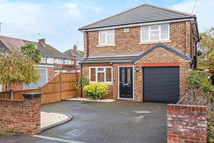 3 Bedroom Detached House To Rent In Norman Road, Ashford, TW15