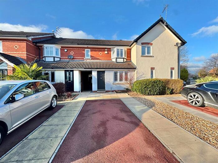 2 Bedroom Mews For Sale In Alveston Drive, Wilmslow, SK9