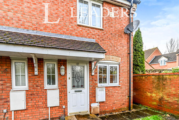 2 Bedroom House To Rent In Spriggs Close, Clapham, Bedford, MK41