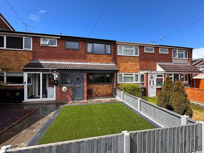 3 Bedroom Terraced House For Sale In John Knight Road, Bedworth, CV12