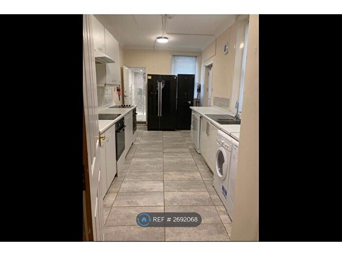 8 Bedroom Terraced House To Rent In Osborne Avenue, Newcastle Upon Tyne, NE2