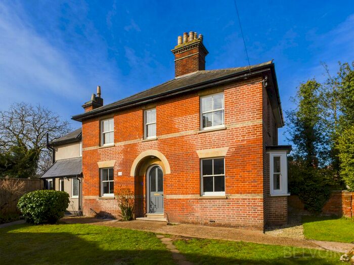 2 Bedroom Semi-Detached House To Rent In West Road, Bury St Edmunds, IP33