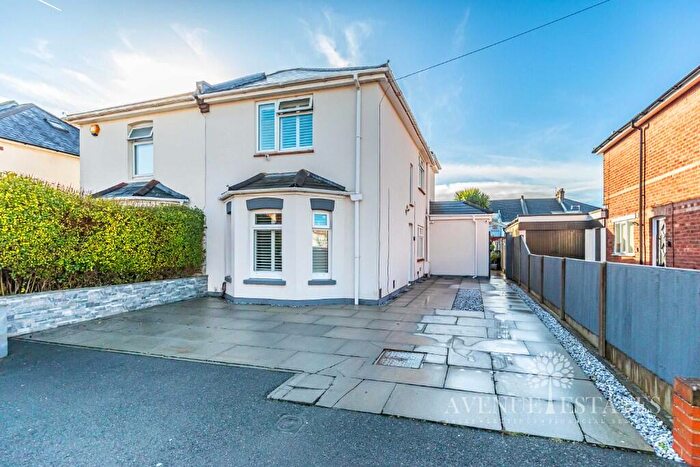 3 Bedroom Semi Detached House For Sale In Malmesbury Park Road, Bournemouth, Dorset, BH8