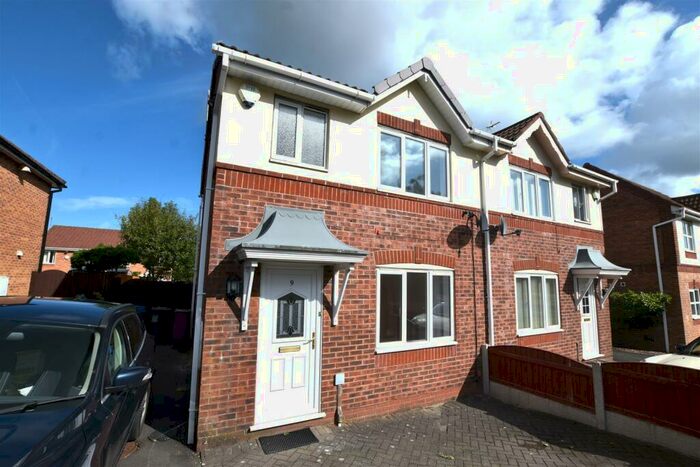 3 Bedroom Semi-Detached House To Rent In Croftwood Terrace, Blackburn, BB2